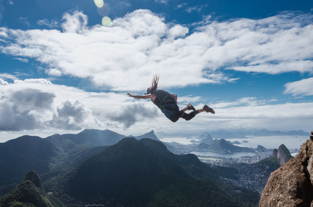 base jump, BASE, julia botelho, pedra da gávea, fotografia extrema, esporte extremo, sportsession, cobertura fotográfica, agência fotográfica, esporte outdoor,fotografia esportiva,